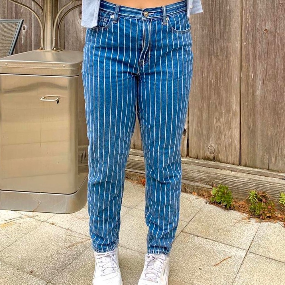 American Eagle Outfitters High-Rise Blue Pinstripe Jeans - Picture 2 of 7